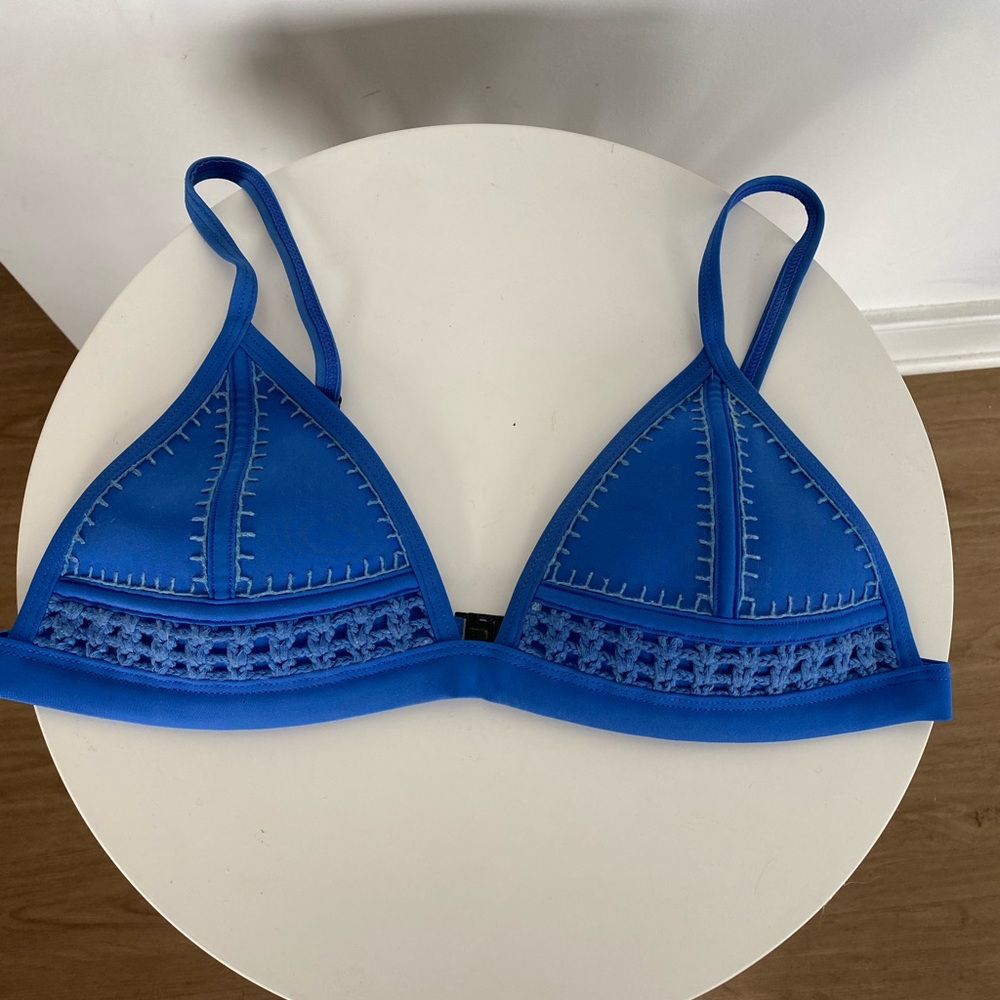 TRIANGL Swimsuit Top